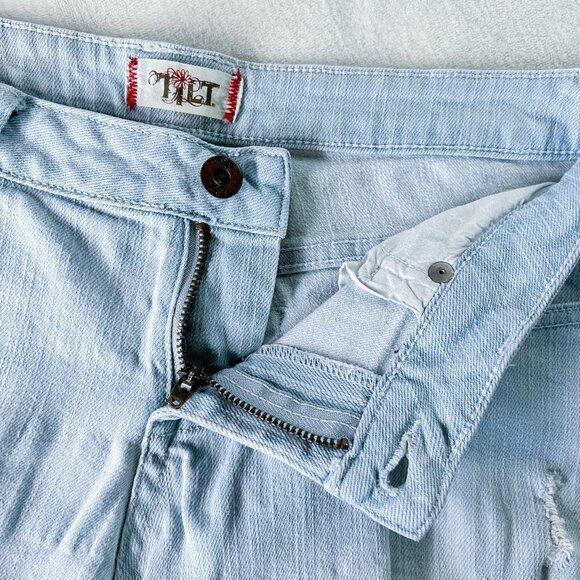 Women's Tilt Denim Shorts | Light Blue Wash | Distressed | Size 7 | Stretch - Picture 6 of 16